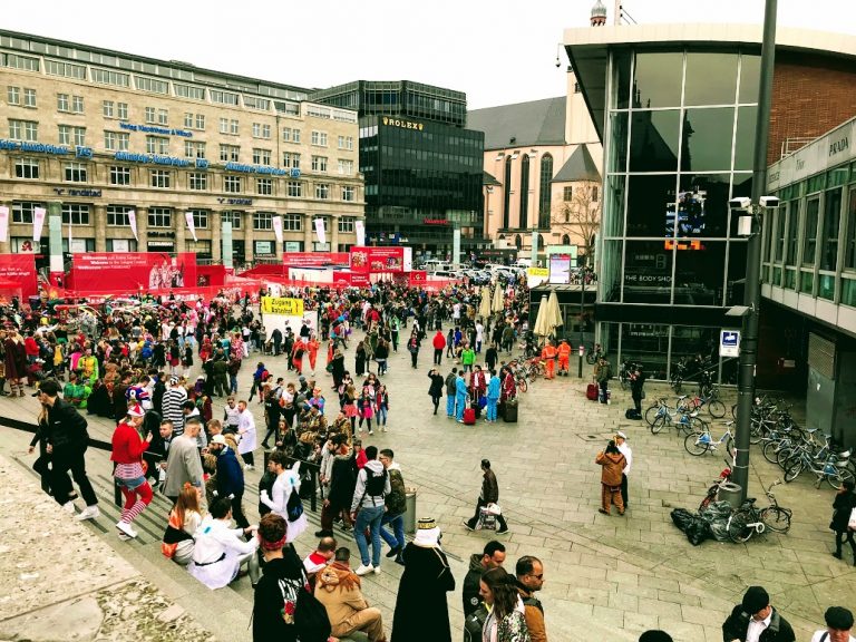 Weiberfastnacht 2019 Renates Blog